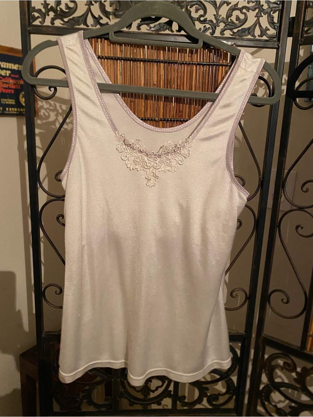Source Unknown Cream Tank Top with Lavender Trim and Lace Applique